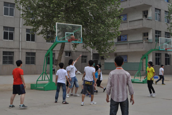 学校篮球赛